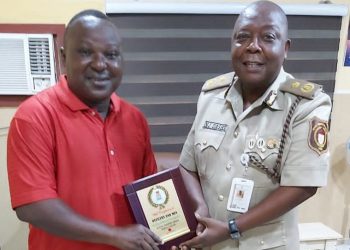 JIFORM President gets NIS award