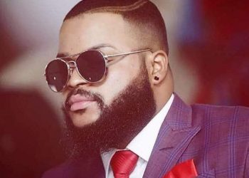 Pere pushes Whitemoney out of Big Brother Naija Season Six kitchen