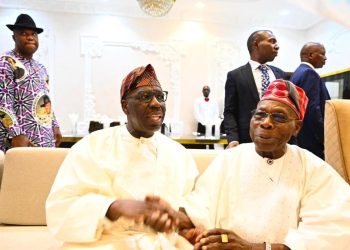 Obaseki joins Osinbajo, Obasanjo, Jonathan, others to pay last respects to Bayelsa gov’s late father