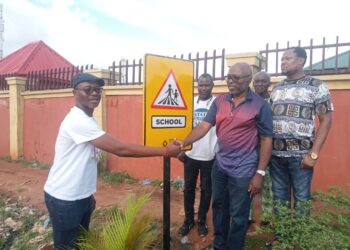 Seadogs take medical outreach to Edo community