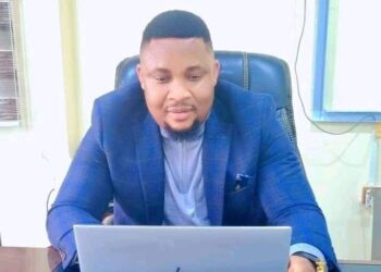 Oyegue to receive NUJ Special Award