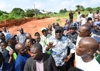 Flooding: Obaseki inspects damages at INEC State headquarters, to liaise with FG on solution