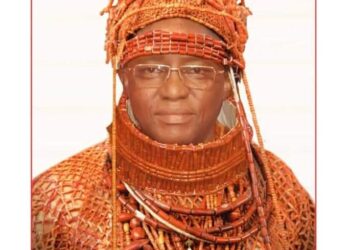 Obaseki moves to broker peace between Palace, Enigie