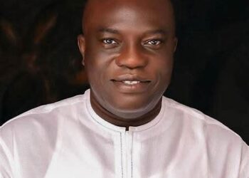 LP Senator gives hint of why he may dump party
