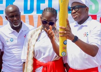 Enabulele receives unity torch for Niger Delta Sports Festival in Benin