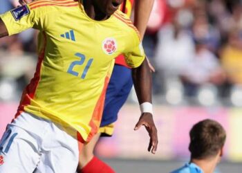 Hat-trick hero Neyser Villareal fires Colombia past Spain and into history