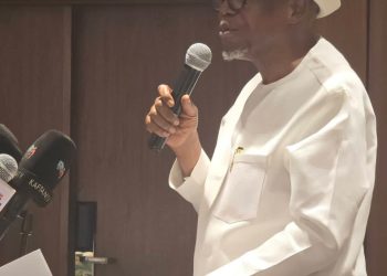 Ihonvbere shines as he bags exemplary leadership, nation builder award
