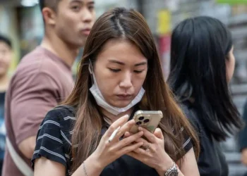 Hong Kong police can now demand phone passwords under new national security rules