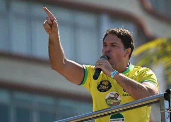 Brazil’s former spy chief detained by ICE agents in US