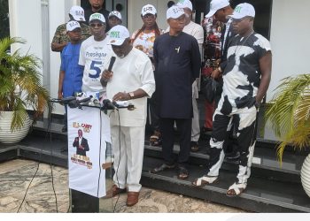 Ex-reps member quits APC